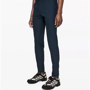 Lululemon Men’s Commission Slim Pant